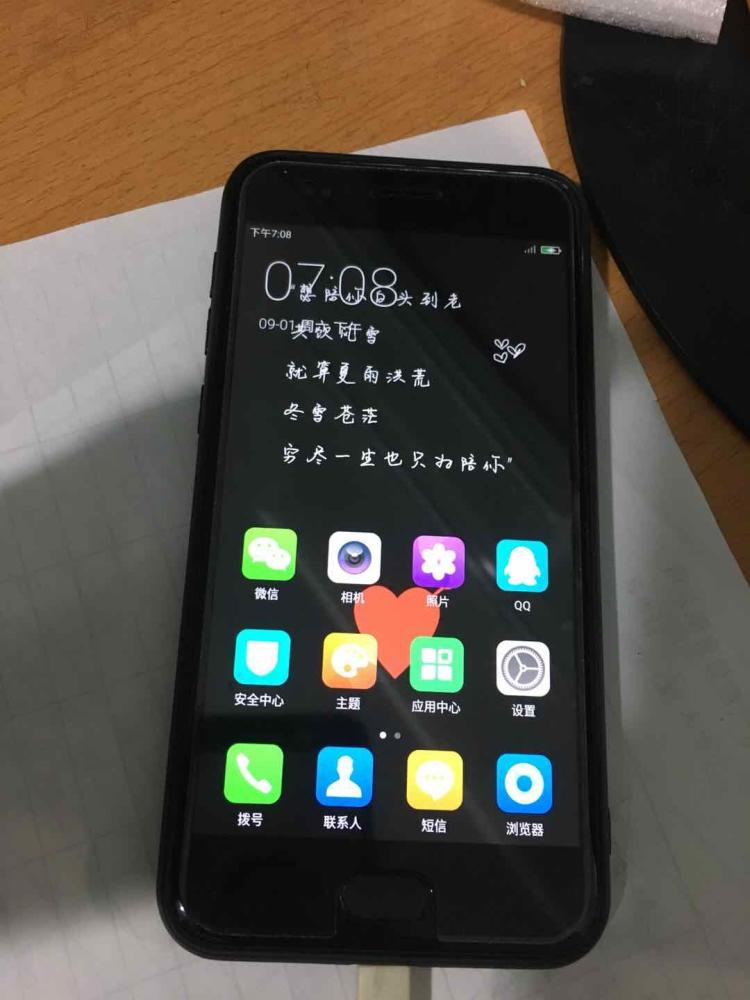 RedmiA32智能电视:高清大内存,超高性价比